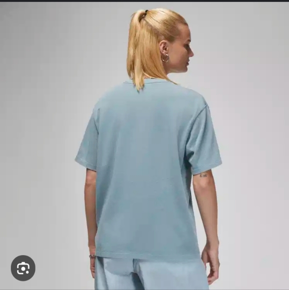 Jordan (Her)itage Graphic T-shirt - Picture 2 of 8